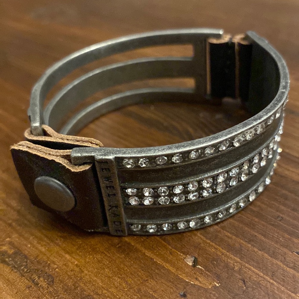 Jewel Kade Enchanted Bracelet Gem